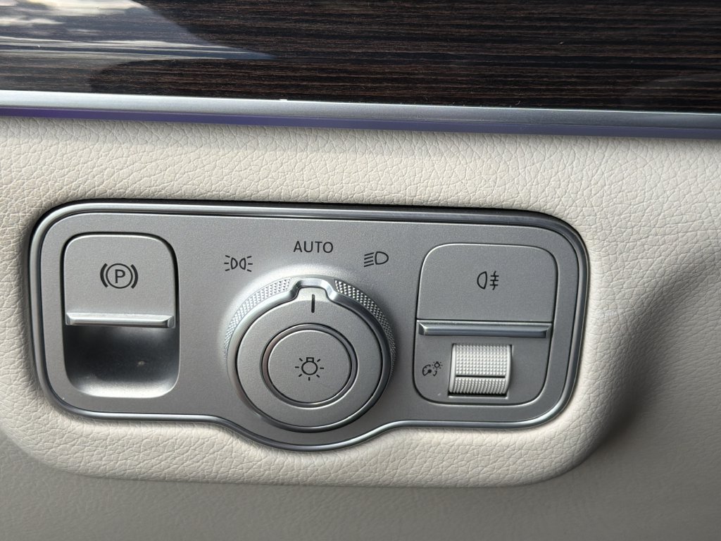 Used 2026 Mercedes-Benz GLE 450 4MATIC Coupe image 33