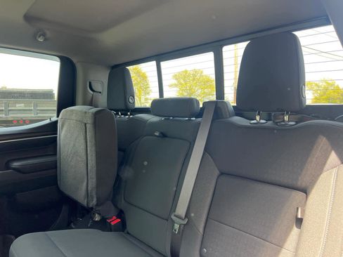 Used 2022 Chevrolet Silverado 1500 RST w/ Convenience Package II AWD/4WD image 28