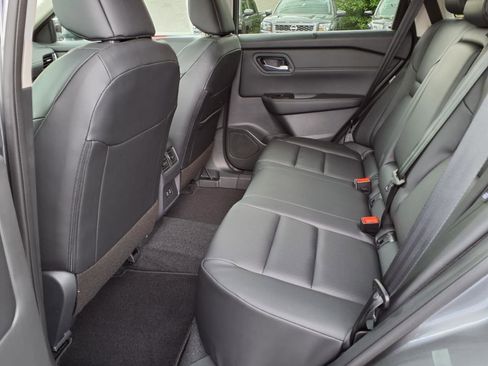 Certified 2025 Nissan Rogue SV w/ SV Premium Package image 7