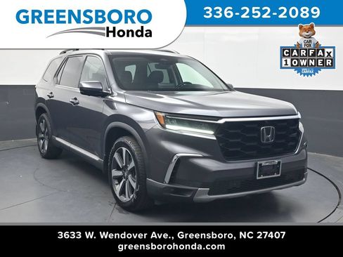 Used 2023 Honda Pilot Elite image 1