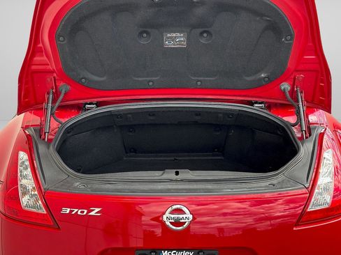 Used 2013 Nissan 370Z Touring w/ Sport Pkg RWD image 6