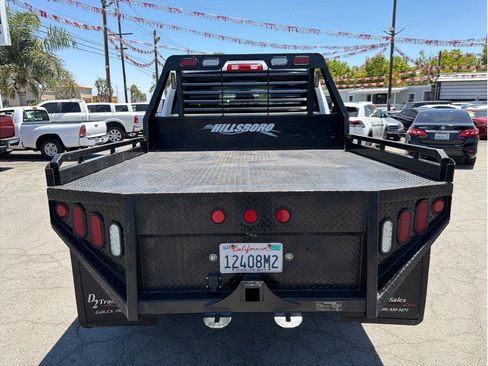 Used 2018 RAM 2500 Tradesman w/ Chrome Appearance Group AWD/4WD image 11
