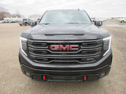 New 2026 GMC Sierra 1500 AT4 w/ AT4 Premium Package image 12