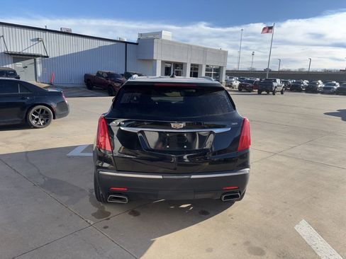 Used 2018 Cadillac XT5 Luxury w/ Driver Awareness Package image 5
