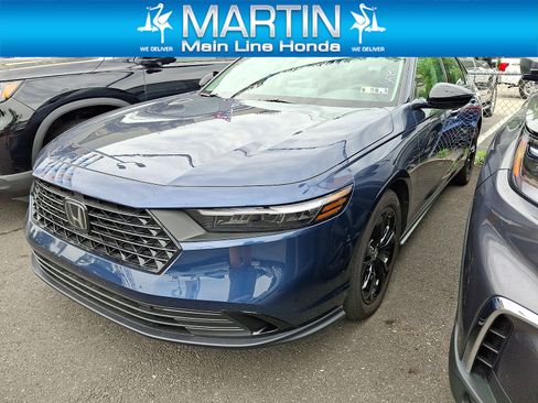 Certified 2025 Honda Accord SE image 1