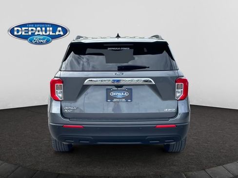 Used 2023 Ford Explorer XLT AWD/4WD image 5