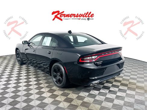 Used 2023 Dodge Charger SXT image 5
