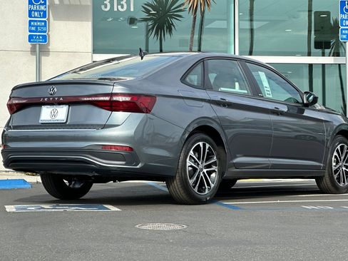 New 2025 Volkswagen Jetta Sport image 5
