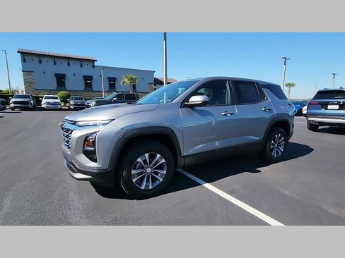 New 2026 Chevrolet Equinox LT image 17