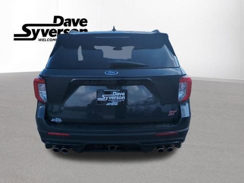 Certified 2022 Ford Explorer ST image 3