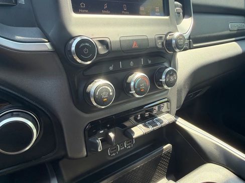 Used 2023 RAM 1500 Big Horn AWD/4WD image 32