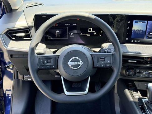 New 2026 Nissan Kicks SV w/ SV Premium Package FWD image 19