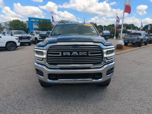 Used 2022 RAM 2500 Laramie AWD/4WD image 3