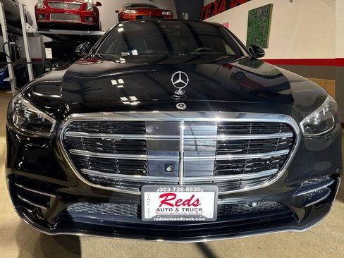 Used 2023 Mercedes-Benz S 580 4MATIC Sedan image 39