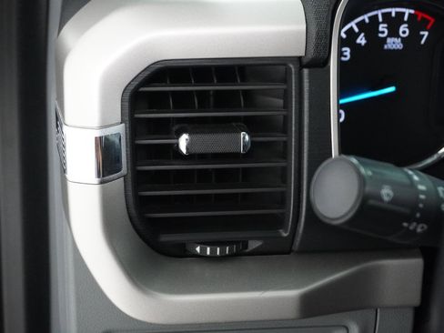 Used 2021 Ford F150 XLT w/ Equipment Group 302A High image 17