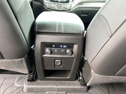 Used 2023 Chevrolet Traverse LT w/ LPO, Floor Liner Package image 26
