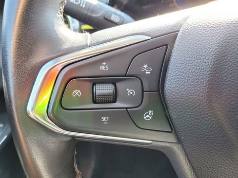 Certified 2024 Chevrolet Trax ACTIV w/ Sunroof Package FWD image 23