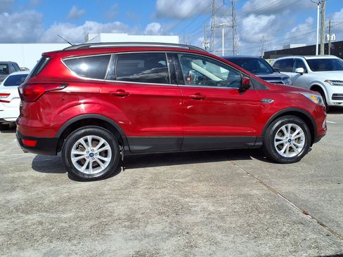 Used 2019 Ford Escape SEL FWD image 25