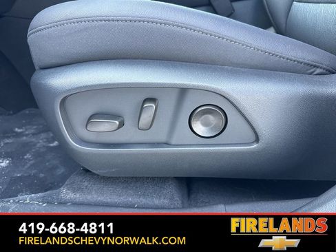 New 2026 Chevrolet Equinox LT w/ Convenience Package II image 15