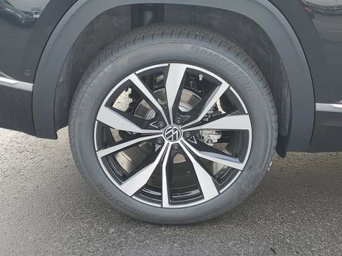 New 2026 Volkswagen Atlas Cross Sport SEL Premium R-Line AWD/4WD image 5