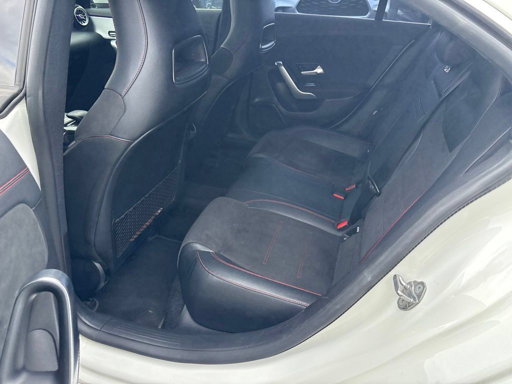 Used 2021 Mercedes-Benz CLA 35 AMG 4MATIC image 11