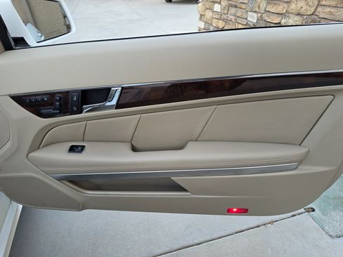 Used 2013 Mercedes-Benz E 350 Cabriolet image 28