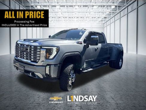 Used 2024 GMC Sierra 3500 Denali w/ Denali Reserve Package AWD/4WD image 1