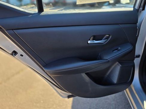 Used 2021 Nissan Sentra SV image 18