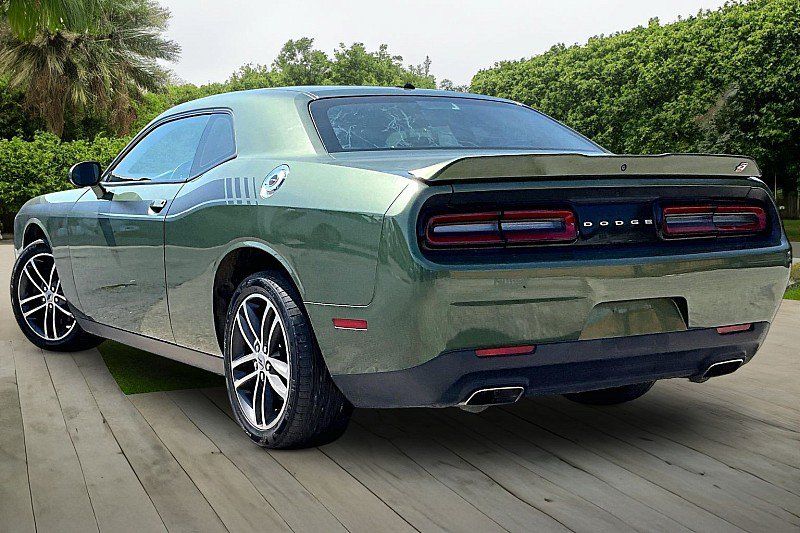 Used 2019 Dodge Challenger SXT AWD/4WD image 9