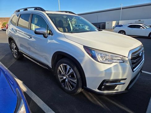Used 2019 Subaru Ascent Touring w/ Popular Package #2 AWD/4WD image 2