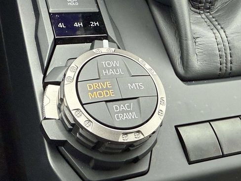 Used 2024 Toyota Tacoma TRD Off-Road image 23