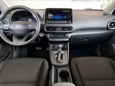 Used 2023 Hyundai Kona SEL w/ Convenience Package image 16