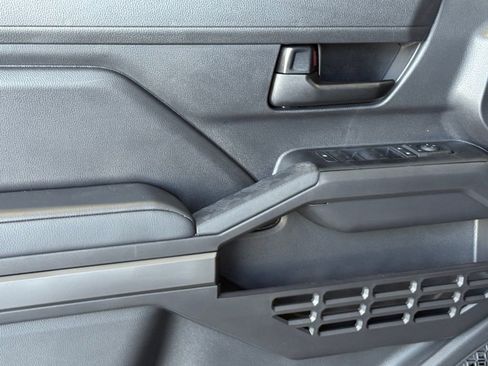 New 2025 Toyota Tacoma SR5 image 14