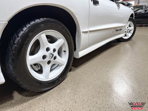 Used 1994 Pontiac Firebird Coupe RWD image 43