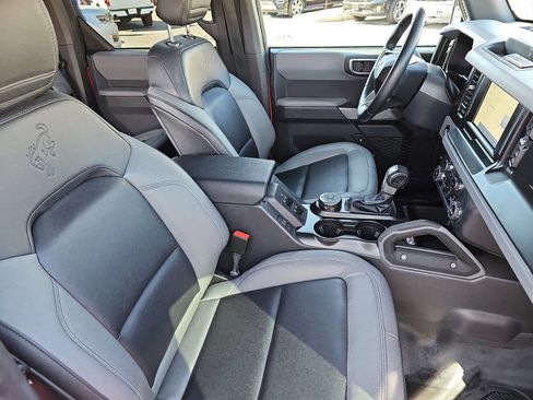 Used 2023 Ford Bronco Big Bend image 9