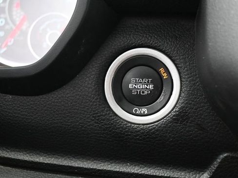 Used 2025 RAM 1500 Laramie image 25