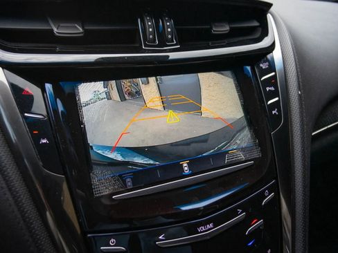 Used 2018 Cadillac CTS V w/ Luxury Package RWD image 18
