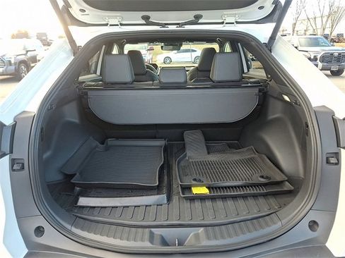 Used 2024 Toyota bZ4X XLE image 29