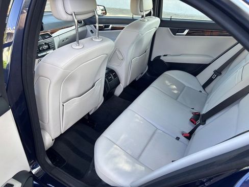 Used 2014 Mercedes-Benz C 250 Sedan image 28