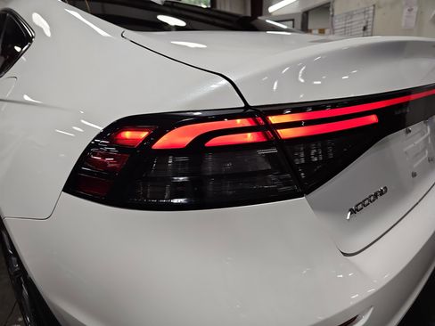 Used 2023 Honda Accord EX image 34