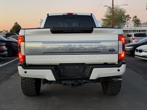 Used 2018 Ford F350 Platinum w/ Platinum Ultimate Package image 9