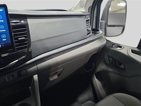 Used 2024 Ford Transit 350 XLT image 22