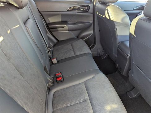 New 2026 Mitsubishi Eclipse Cross SE image 9