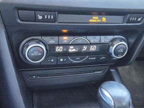 Used 2016 MAZDA MAZDA3 s Grand Touring image 22