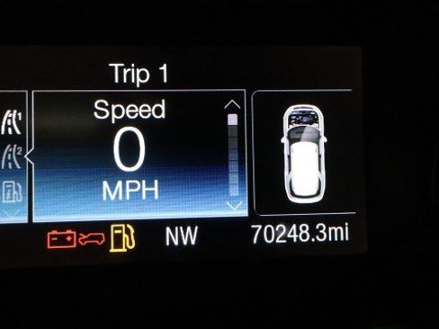 Used 2018 Ford Explorer XLT image 16