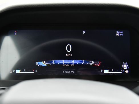 Used 2023 Jeep Grand Cherokee L Laredo image 29