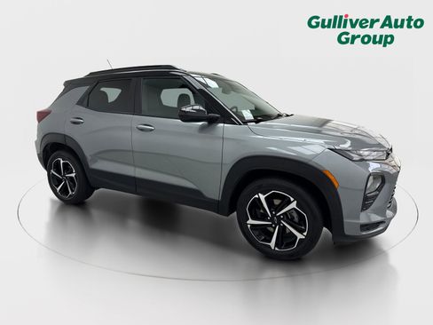 Used 2023 Chevrolet TrailBlazer RS w/ Convenience Package image 12