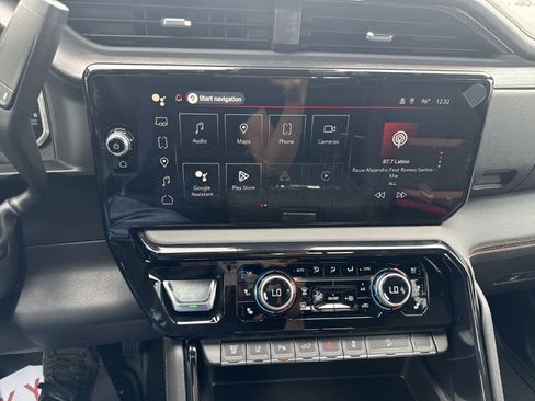 New 2026 GMC Sierra 3500 AT4 w/ AT4 Premium Plus Package AWD/4WD image 19