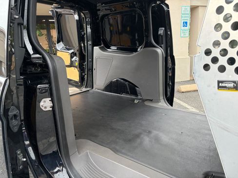 Used 2019 Ford Transit Connect XLT FWD image 45