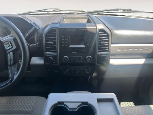 Used 2019 Ford F250 XLT image 11